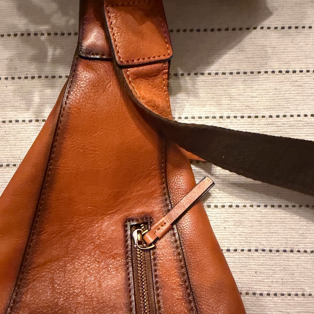 FEIGITOR Genuine Leather Sling Bag – NWT | Coffee Brown Crossbody - Picture 7 of 14